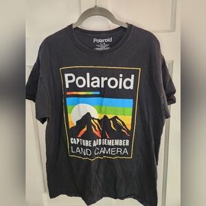 Polaroid "Capture and Remember Land Camera" graphic t-shirt in black